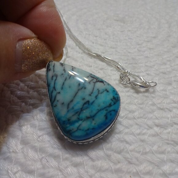 Beautiful BLUE DENDRITE OPAL Handmade Sterling 925 Pendant/Chain #994C - Picture 3 of 3